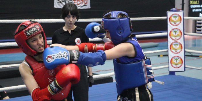 Adana'da Türkiye Gençler Muaythai Şampiyonası başladı