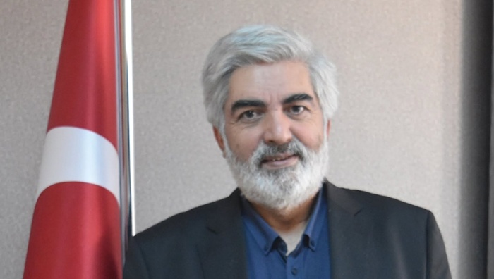 "Mustafa Yürekli'nın Sezai Karakoç ile ilişkisi"