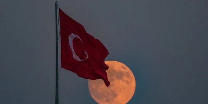 Prof. Dr. Tarık Oğuzlu: Kriz çözme diplomasisi: Türkiye'nin niş kapasite inşa etme stratejisi