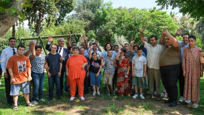 Süreyya Yavuz Hanimefendi Adana Yedipinar Gündüz Bakim, Rehabilitasyon Ve Aile Danişma Merkezini Ziyaret Etti