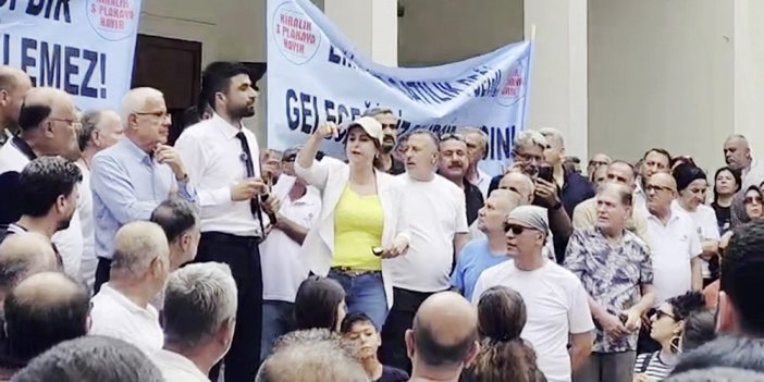 'S plaka' gerilimi: Biber gazlı müdahale