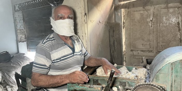 52 yıldır el emeğiyle üretiyor, mesleğin yok olmamasına karşı direniyor