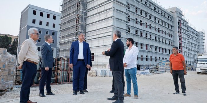 Vali Mustafa Yavuz, öğrenci yurtlarında incelemelerde bulundu.