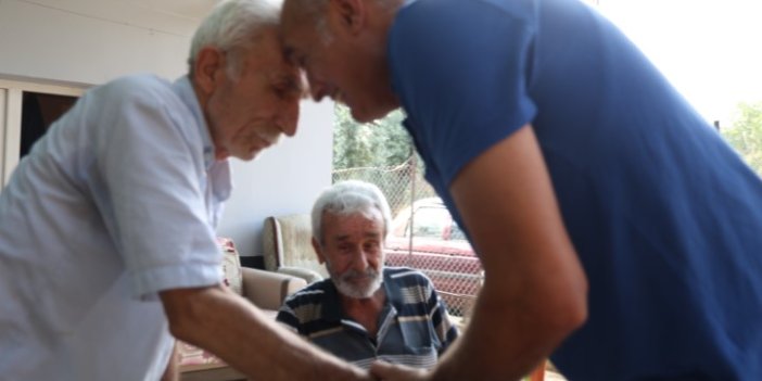 Yaşlı adamlardan örnek davranış