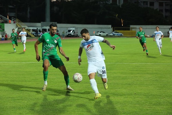 Isparta 32 Spor, sahasında Adana Demirspor'a 2-1 mağlup oldu.