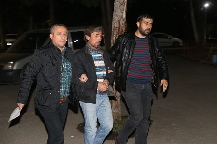 Adana'da bıçaklı kavga: 2 ağır yaralı
