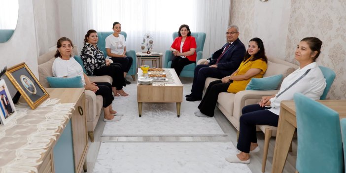 Süreyya Yavuz Hanımefendi Şehitlerimizin Ailelerini Ziyaret Etti