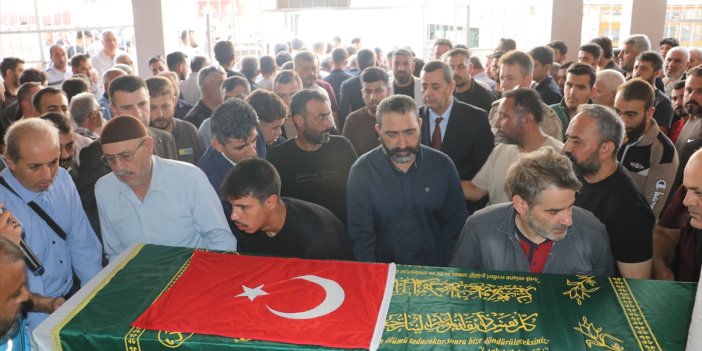 KKTC'de batan gemide yaşamını yitiren 2 kişinin cenazeleri defnedildi