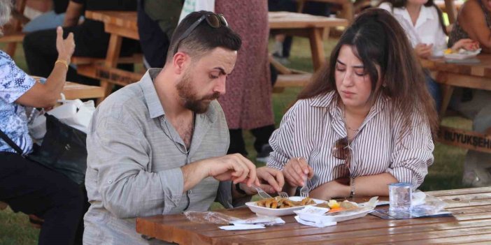 Adana’da Lezzet Festivali coşkusu ikinci gününde sürüyor.
