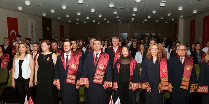 Sağlık Bilimleri Üniversitesi Adana Tıp Fakültesinin akademik yıl açılış töreni yapıldı