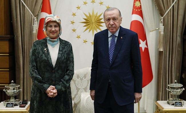 Cumhurbaşkanı Erdoğan, Türk Kızılay Genel Başkanı Prof. Dr. Fatma Meriç Yılmaz’ı kabul etti.