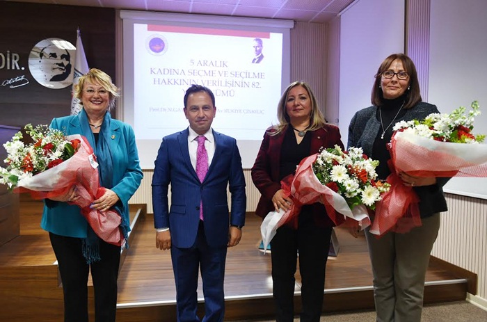 Başkan Uludağ,”5 Aralık 1934 Kadınlarımız için bir devrim niteliğindedir.”