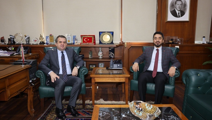 İletişim Başkanlığı Adana Bölge Müdürü Yalınız’dan ÇÜ Rektörü Beriş’e ziyaret