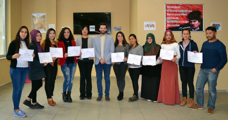 İşaret Dili Kursunu Tamamlayan Kursiyerlere Sertifika Dağıtıldı