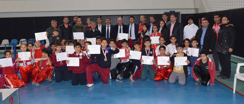 Adana’da Okullararası Küçükler Kick Boks İl Birinciliği