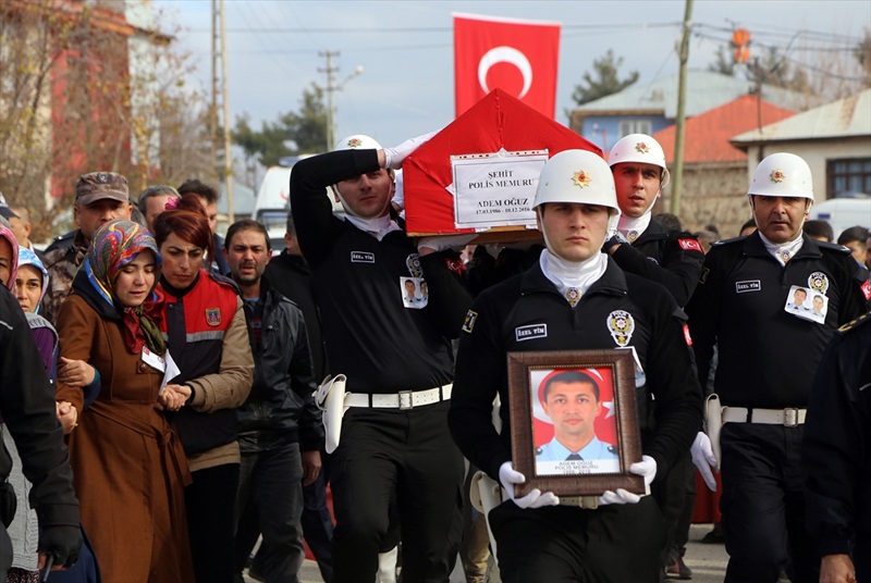 Adem Oğuz'un cenazesi, Adana'nın Aladağ ilçesinde toprağa verildi.