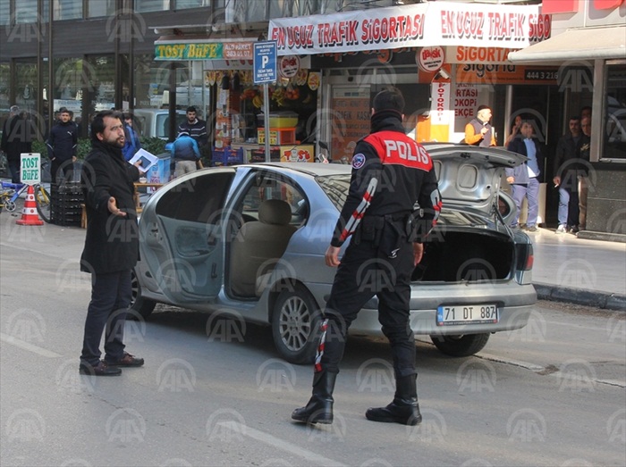 Adana'da şüpheli araç 