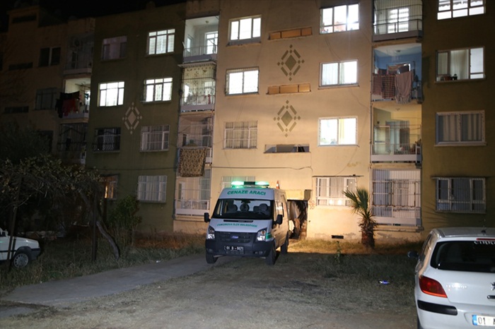 Adana'da yangın: 1 ölü