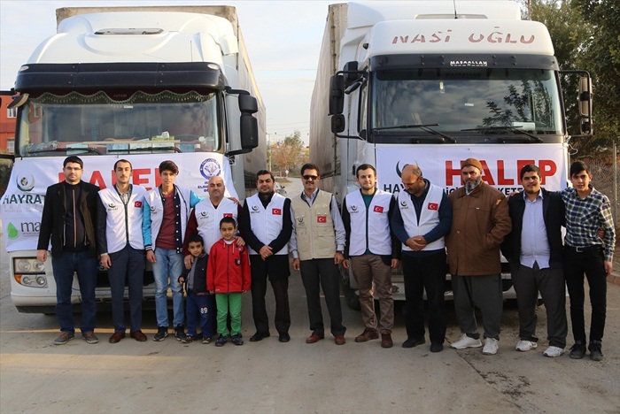 Adana'dan Haleplilere yardım