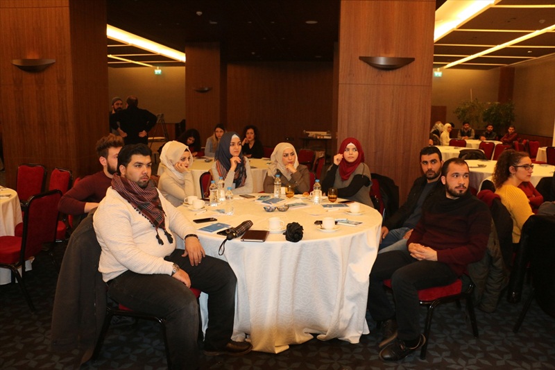 Adana'da Suriyelilere girişimcilik eğitimi