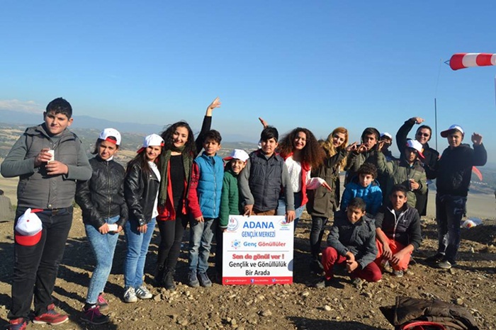 Adana Gençlik Merkezi "Uçmak İçin Engelleri Kaldırdık" etkinliği düzenledi.