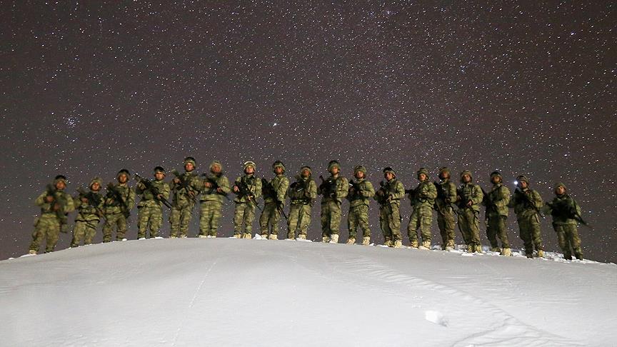 Mardin'de 2 PKK'lı terörist yaralı ele geçirildi