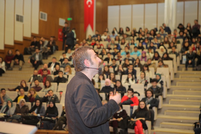 ÇÜ Bilimsel Araştırma Kulübü Dr. Serkan Karaismailoğlu’nu Ağırladı.