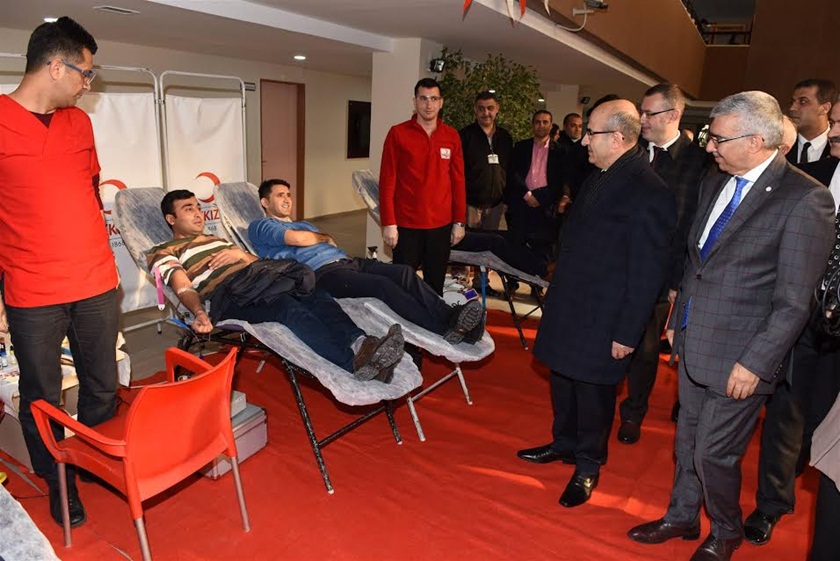 Kamu Çalışanları Kan Bağışına Destek Verdi