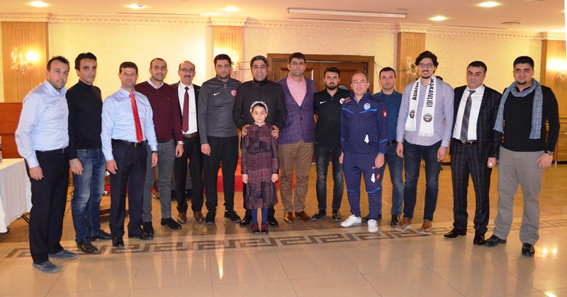 Takımlar Yemekte Buluştu