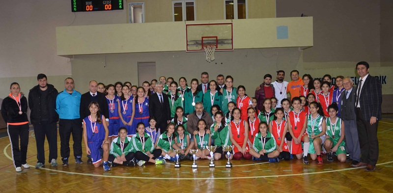 Adana’da Okullar arası Yıldız Kızlar  Basketbol Müsabakaları Tamamlandı