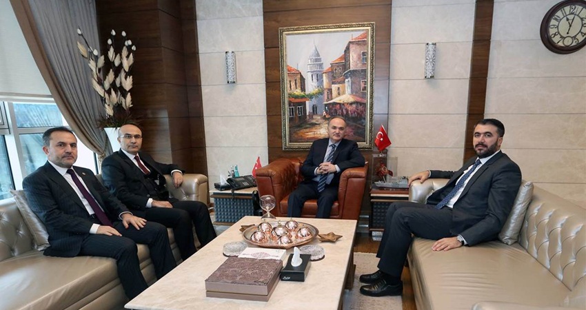 Vali Demirtaş, Bakan Özlü’yü Ankara’da ziyaret etti