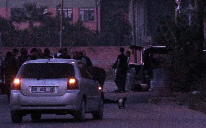 Kahraman polis, ölüme meydan okuyarak bombalı saldırıyı çözdü