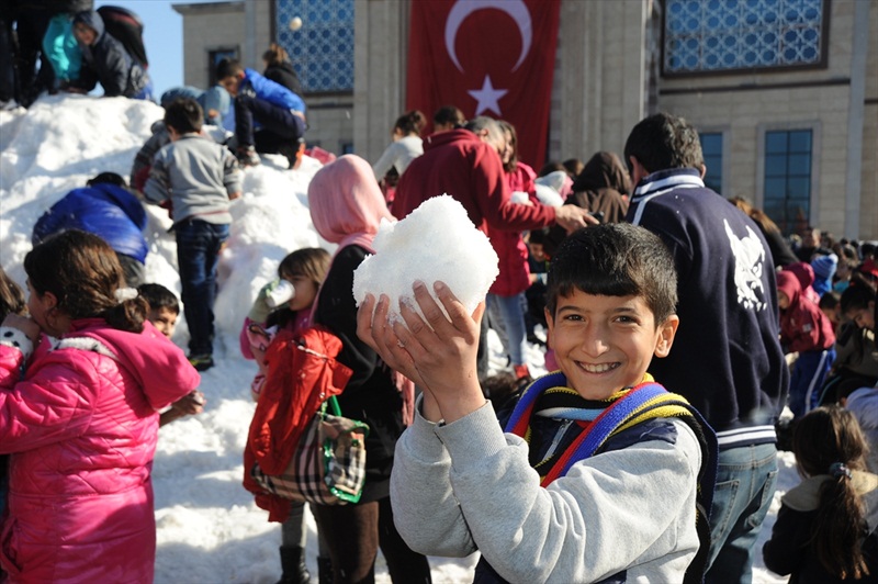 Adana'da kar eğlencesi