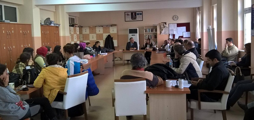 Yrd. Doç. Dr. Özdemir Öğretmenlere Meslek Etiği Semineri Verdi.