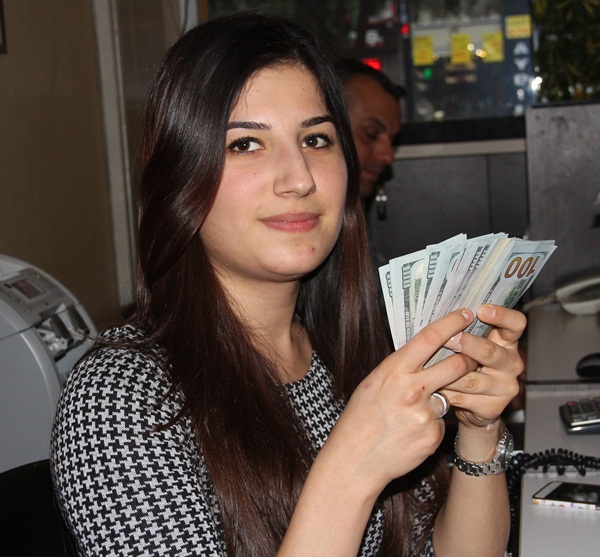 Adana'da korsan döviz büroları, yasal döviz bürosu sayısını katladı