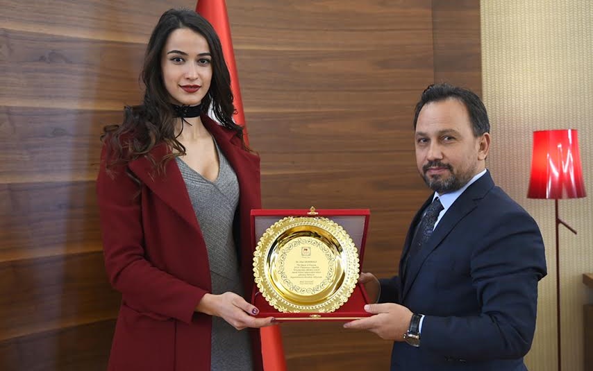 Avrasya Güzeli Adanalı Demiralp Başkan Uludağ’ı Ziyareti...