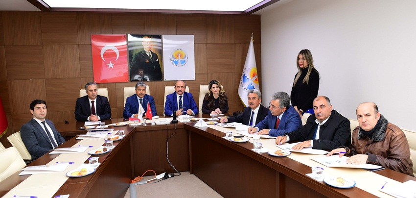 Büyükşehir, hibe ve teşvikte çiftçiye rehber oldu
