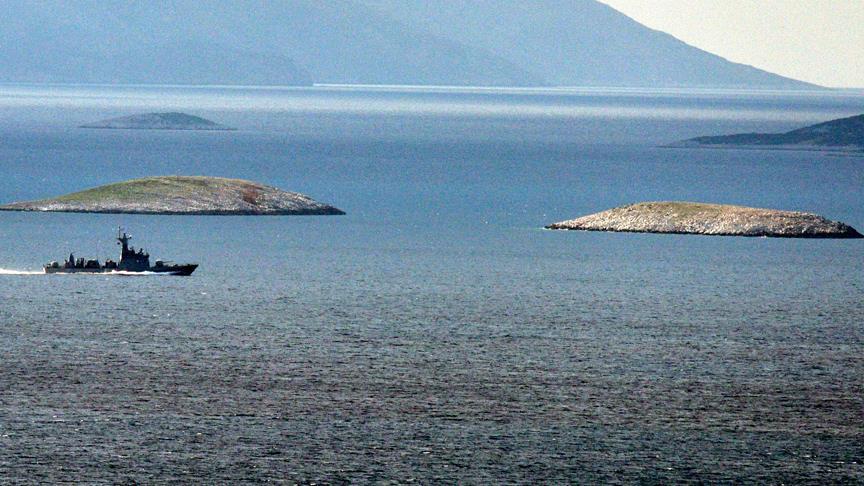 Türk güvenlik güçlerinin Kardak'ta nöbeti devam ediyor