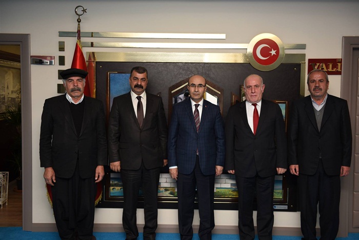 Adıyaman Hacı Bektaş Veli Anadolu Kültür Vakfı Heyeti, Vali Mahmut Demirtaş’ı Ziyaret Etti