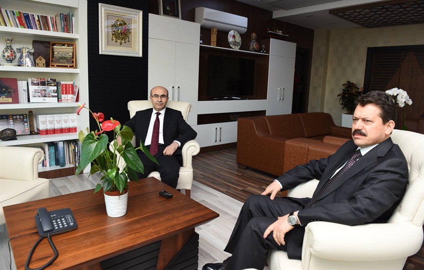 Vali Mahmut Demirtaş, Cumhuriyet Başsavcısı Ali Yeldan'ı Makamında Ziyaret Etti
