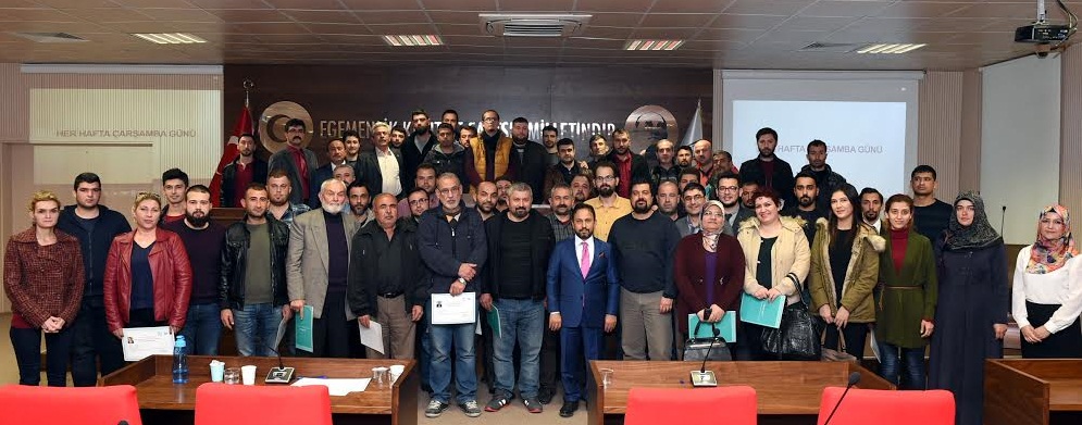 Sarıçam Belediyesinde Ev ve Süs Hayvanları Satışı yapanlara yönelik seminer