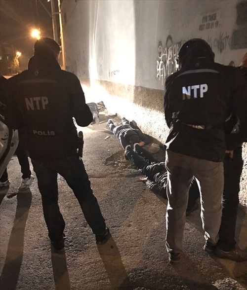 Adana'da kaçakçılık operasyonu