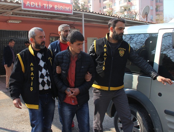Polis aracına silahlı saldırı