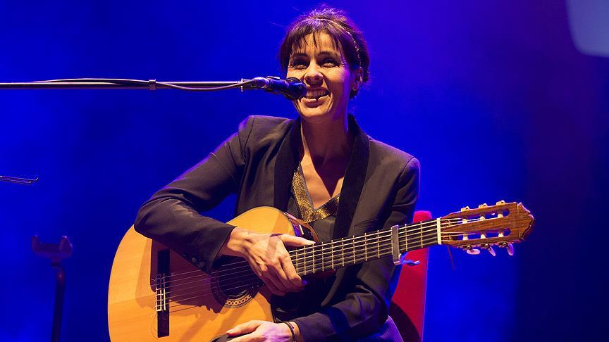 Souad Massi: Türkiye'de biraz Batı biraz Doğu'nun karışımı var