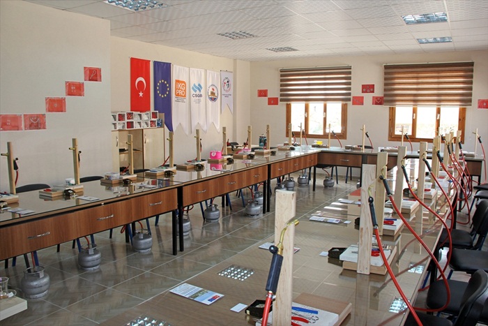 Kozan Hayat Boyu Öğrenme Merkezi açılışı