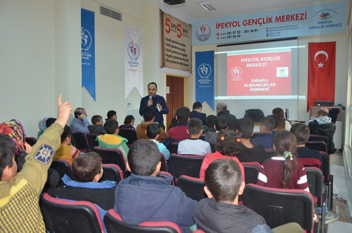 Şanlıurfa İpekyol Gençlik Merkezinden Yaşamayı Seç Semineri