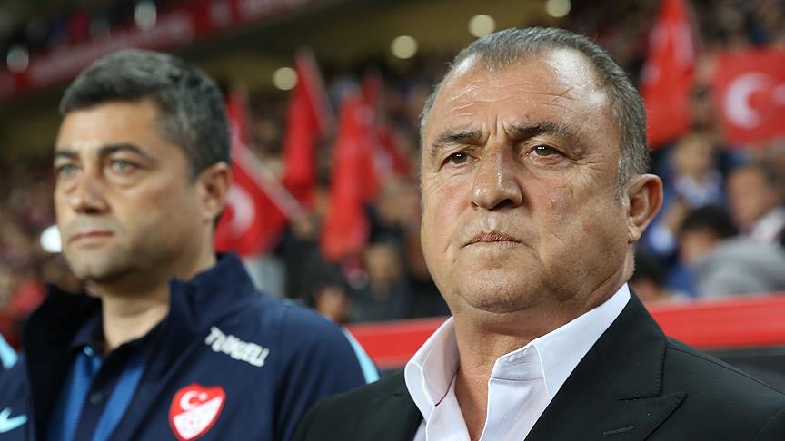 Terim'den Çalhanoğlu Övgü..