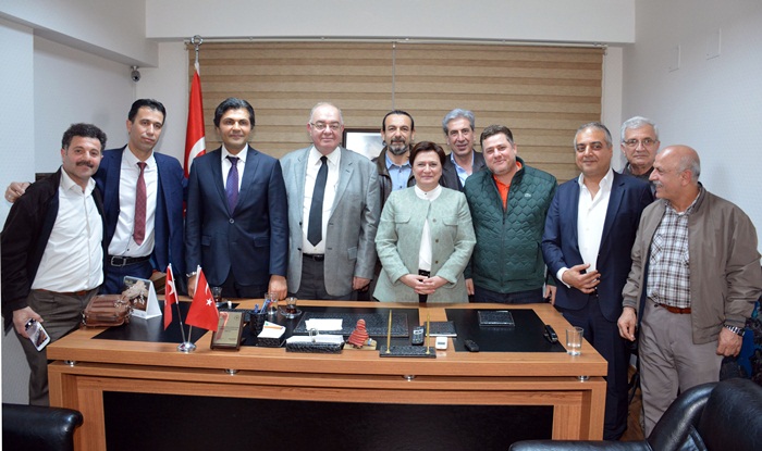 Sarı ve Karaarslan, kuyumculara yeni anayasayı anlattı 