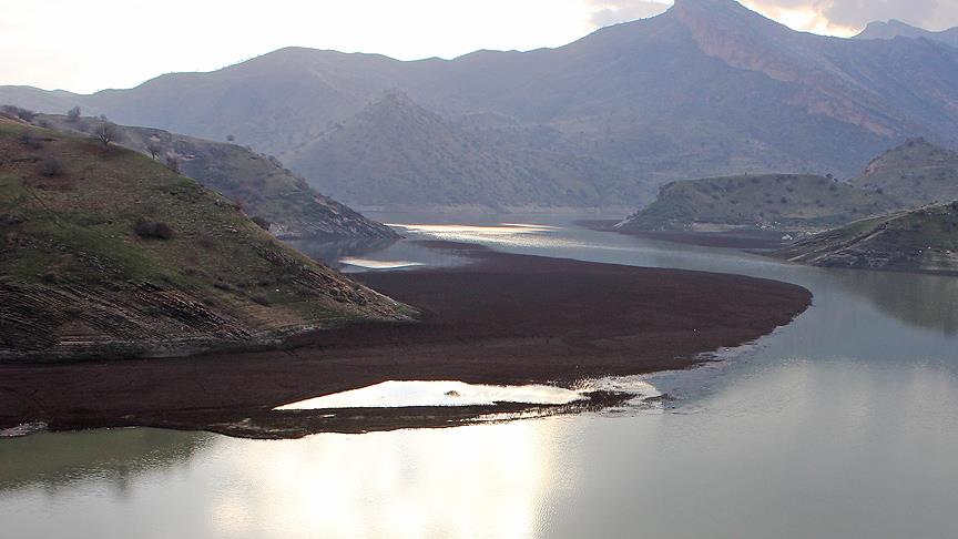 PKK/PYD Tabka Barajı'nın kontrolünü DEAŞ'tan aldı