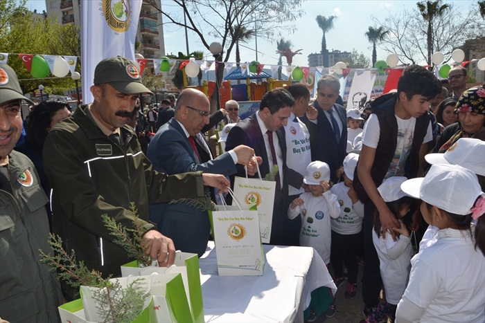 Kozan'da "Beş bin eve beş bin fidan" kampanyası